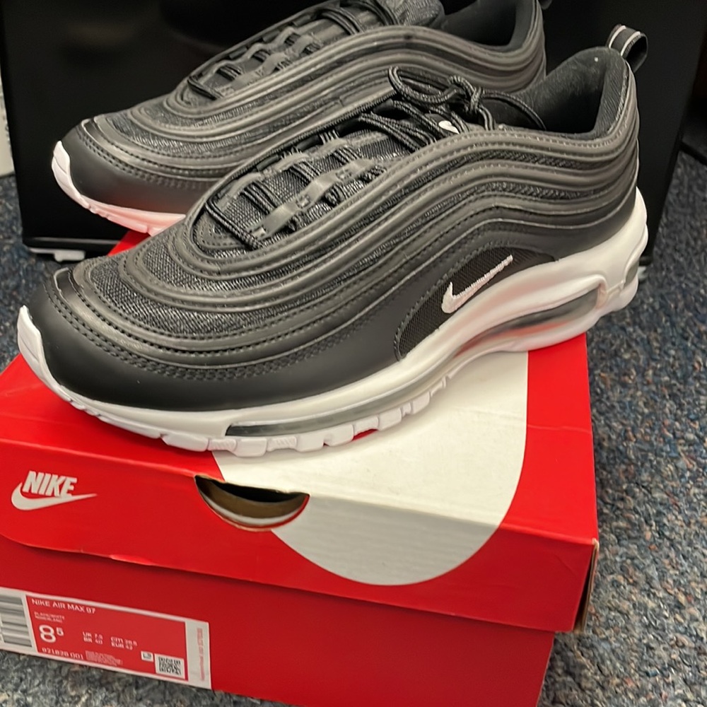 Nike Air Max 97